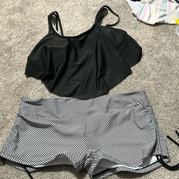 SHEIN Other - SHEIN 2 piece swimsuit